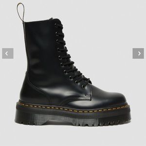 Jadon High NWOT doc martens